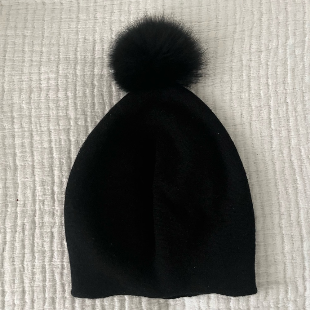 La Fiorentina Black Beanie with Fur Pom